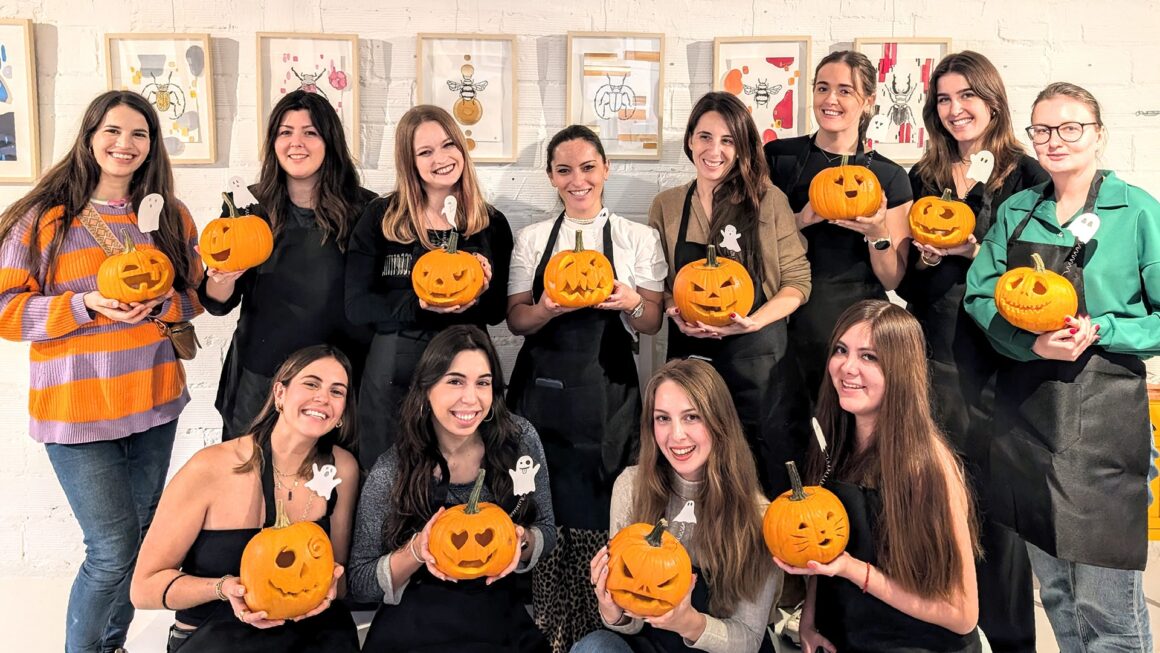 Les-Amis-halloween-calabazas-evento-Taller-Balam-03 Carvado de calabazas para Les Amis