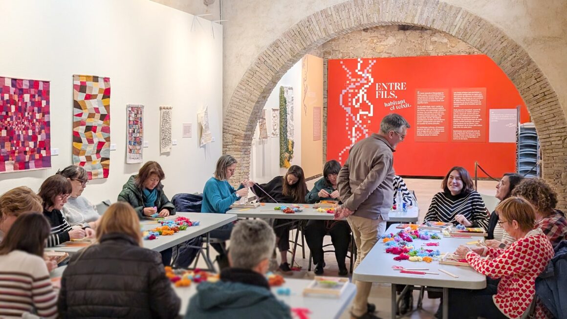 Curso de iniciación al tapiz en el Castell de Cornellà de Llobregat