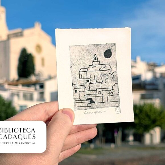 Grabado sostenible en la Biblioteca de Cadaqués